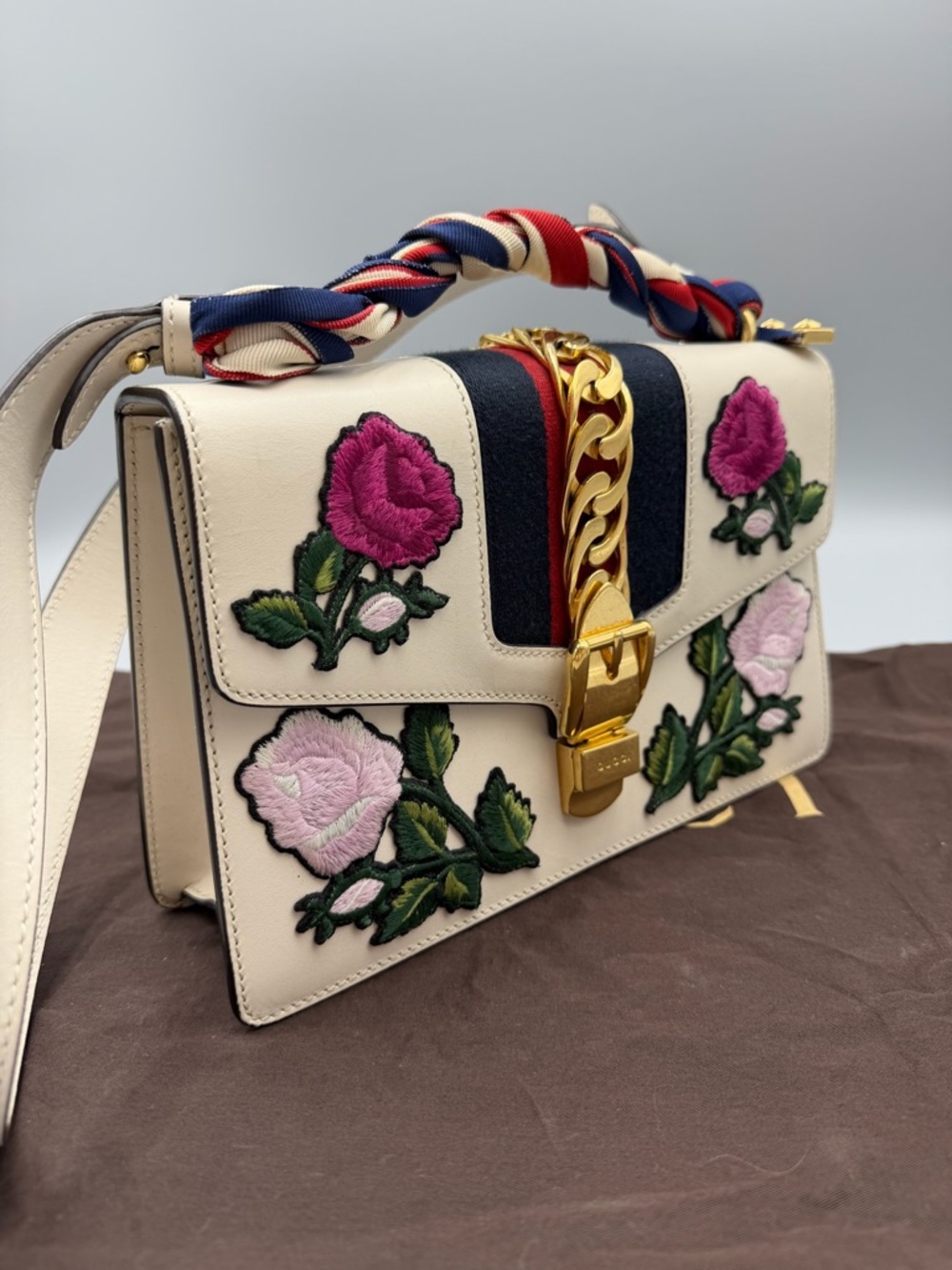 Gucci Sylvie embroidered white shoulder bag